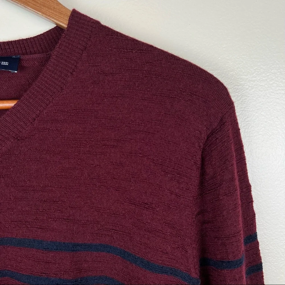 Gap Mens Sweater Wool Size XL/M *see listing*For Size V Neck Red Blue Stripe - Picture 5 of 16
